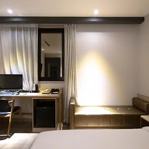 Hound Seomyeon-beomcheon Busan
