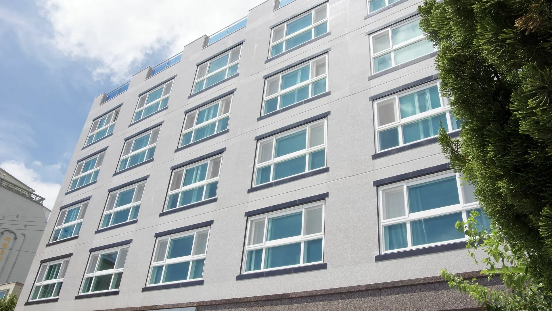 Terrace Apartment Busan